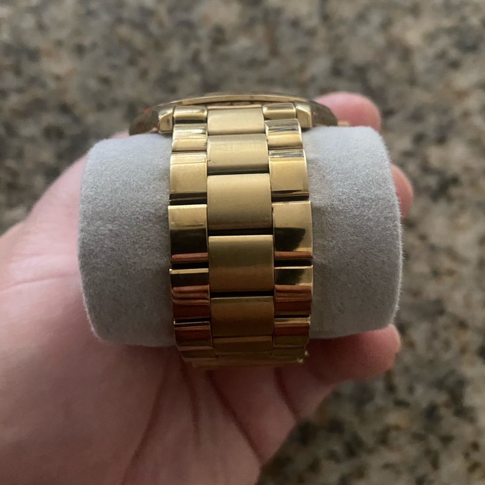 Michael Kors Gold and Pink Watch - Picture 4 of 5